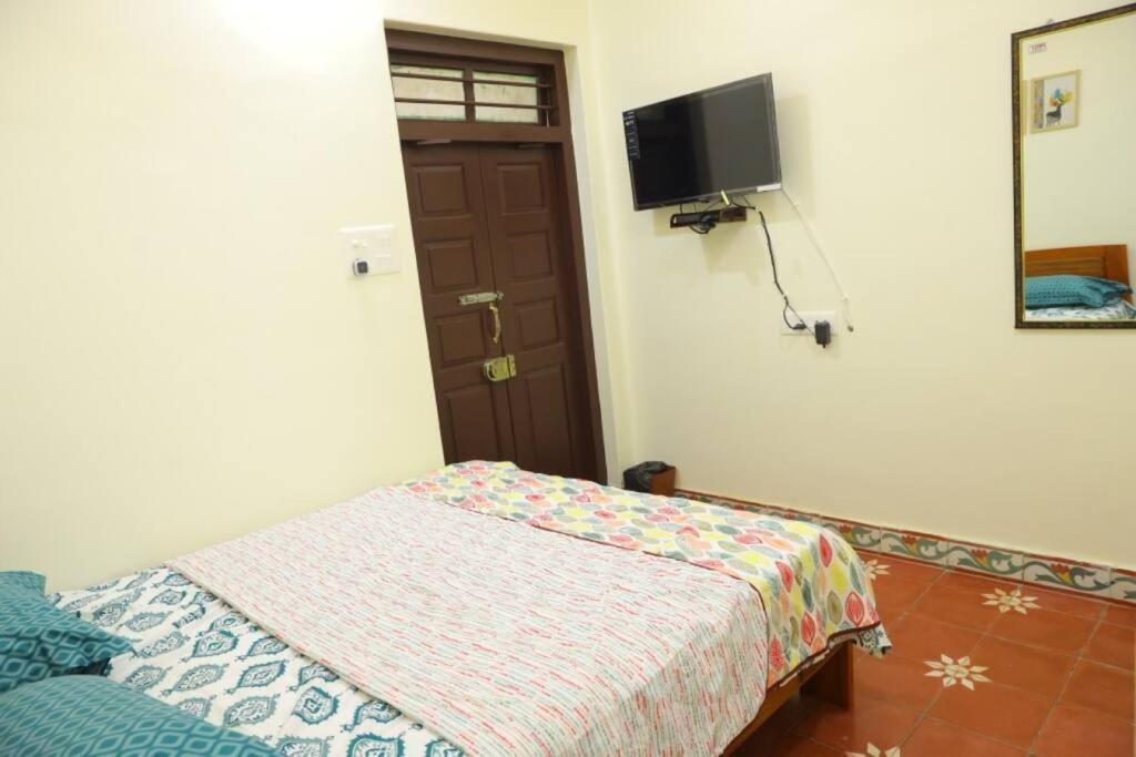 Heritage Home With 2 Bed/2 Bath With Kitchen In A Residential Neighborhood. Madurai Exteriér fotografie